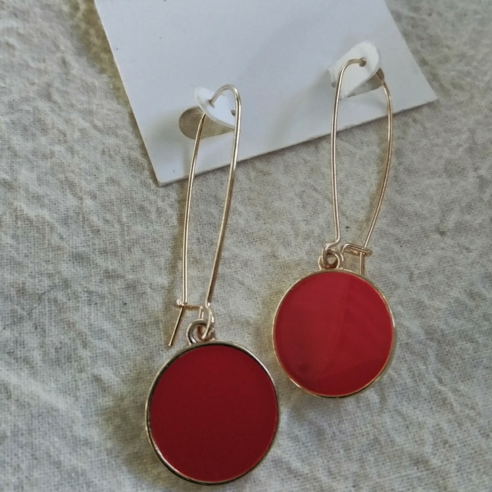 NWT Ricky Red Dangle Earrings - Picture 3 of 3